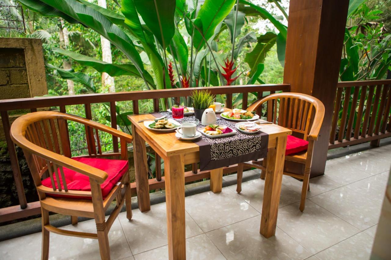 Guest house Ayu Duwur Beji 3*