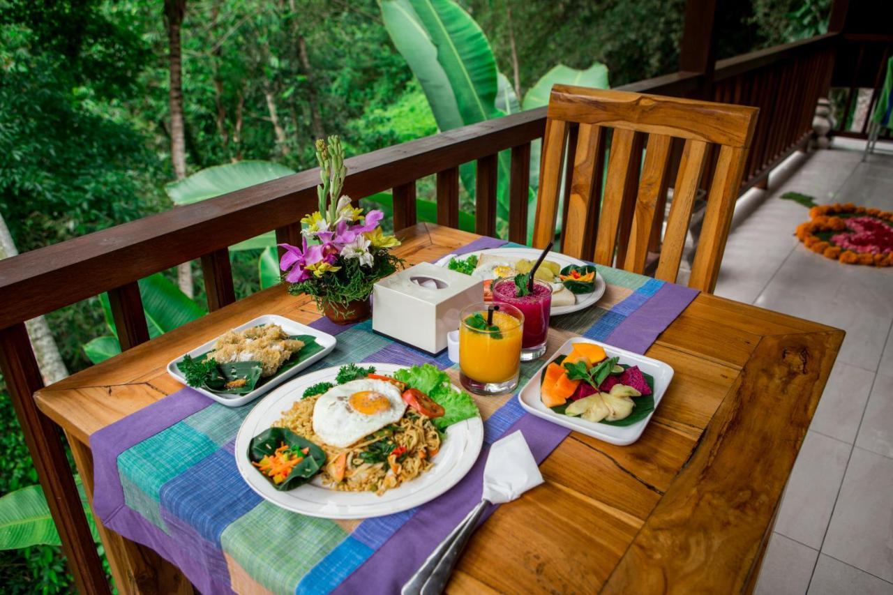 Guest house Ayu Duwur Beji 3*
